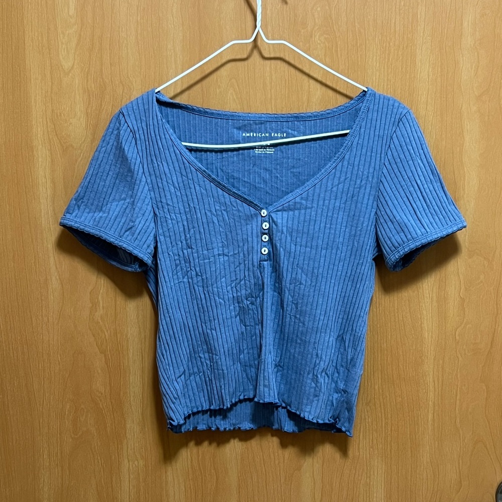 3/$25 - Blue American Eagle Crop Top Tee - M